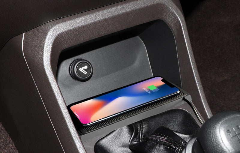 Wireless Car Charger Charging Pad 15w Non Slip Qi Fast Charger For Car Wireless Phone Charger For Android For IPhone 11/12/13/14