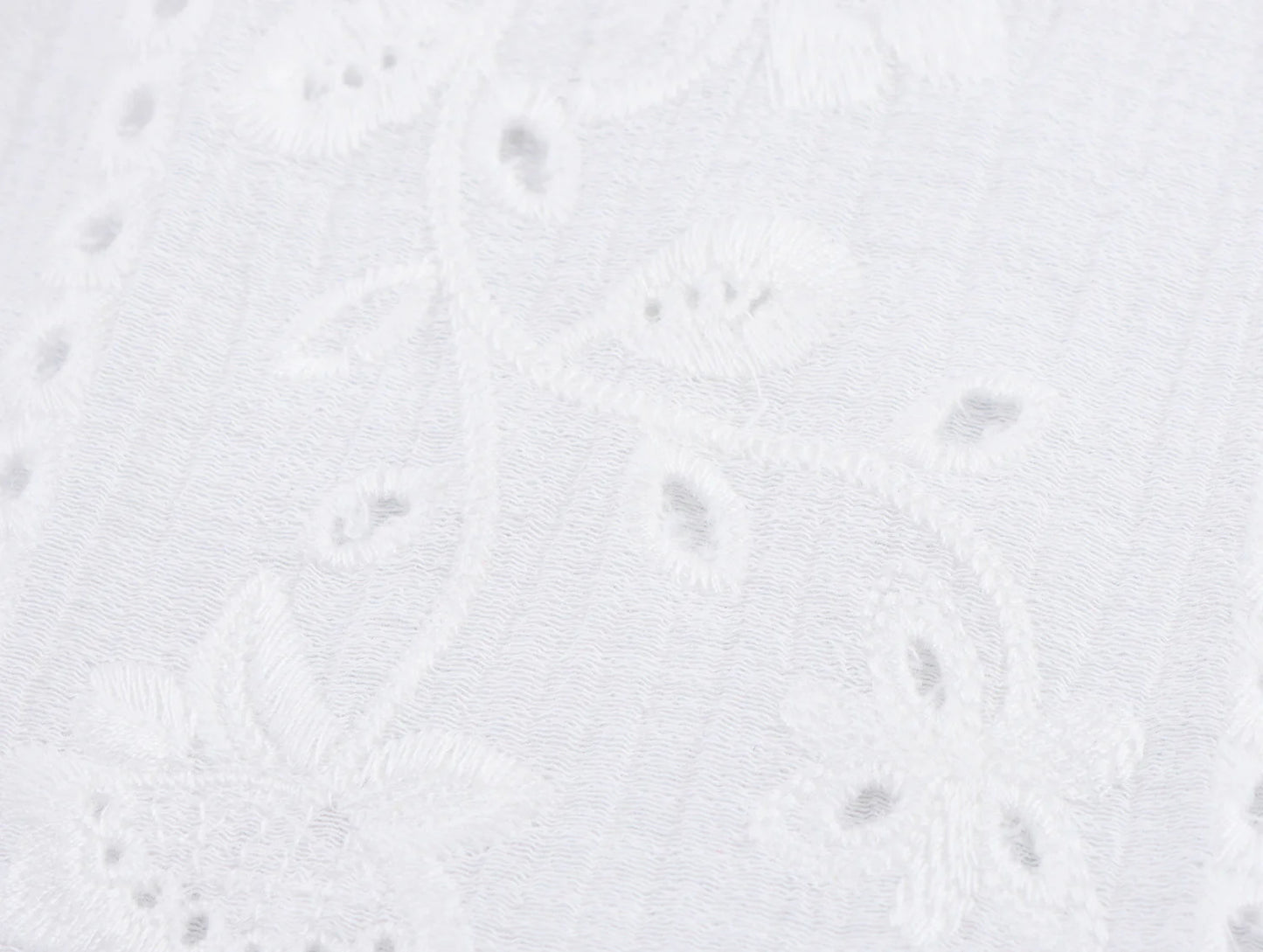 Women's clothing 2025 summer new product fashion European and American style hollow embroidery casual long-sleeved short shirt