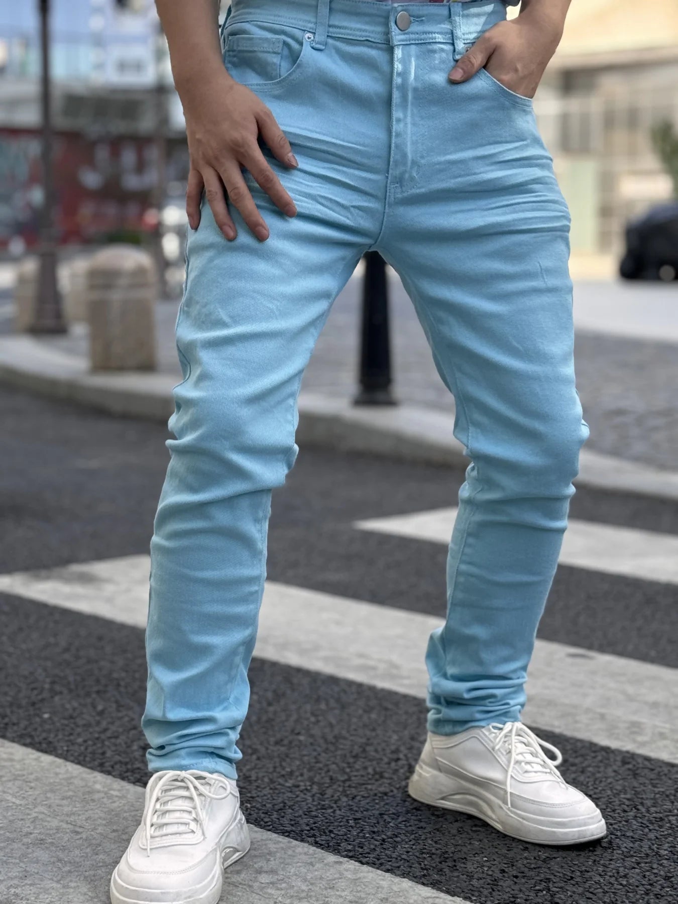 Best Selling And Popular Men's Casual Jeans For All Occasions  Made Of High Quality Denim  Providing Breathability And Comfort
