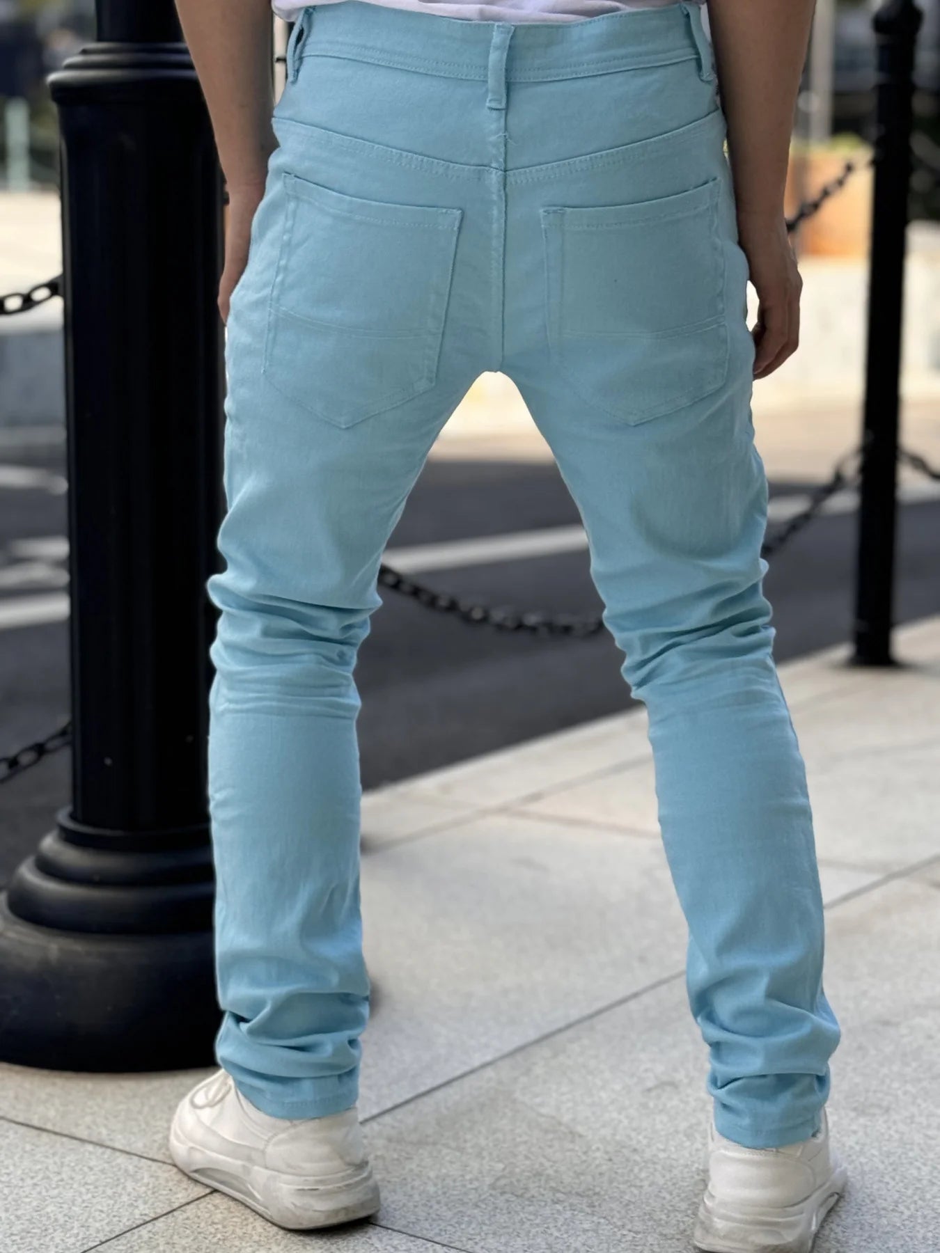 Best Selling And Popular Men's Casual Jeans For All Occasions  Made Of High Quality Denim  Providing Breathability And Comfort