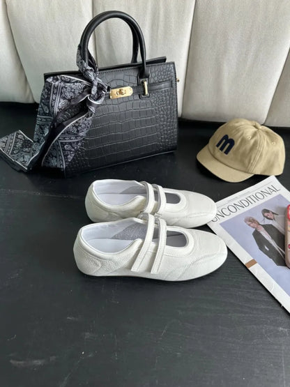 Ladies Shoes 2025 Brand Shallow Women's Flats Fashion Round Toe Casual New Light Comfortable Best Seller Concise Ballet Flats