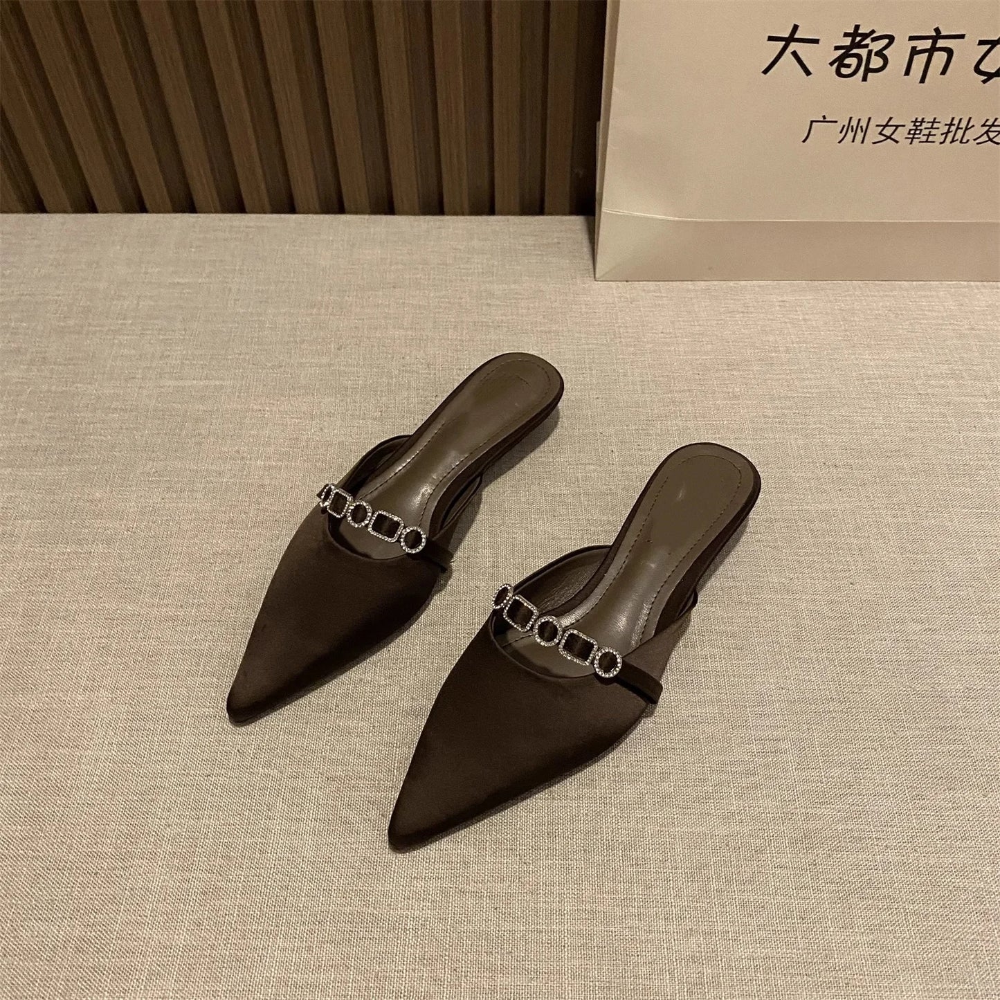 Ladies Slippers Fashion Women's Summer 2025 New Female Designer Closed Toe Pointed Sexy Dress Temperament Muller Shoes