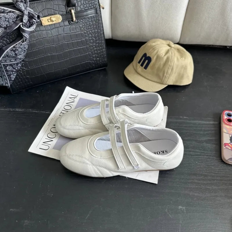 Ladies Shoes 2025 Brand Shallow Women's Flats Fashion Round Toe Casual New Light Comfortable Best Seller Concise Ballet Flats